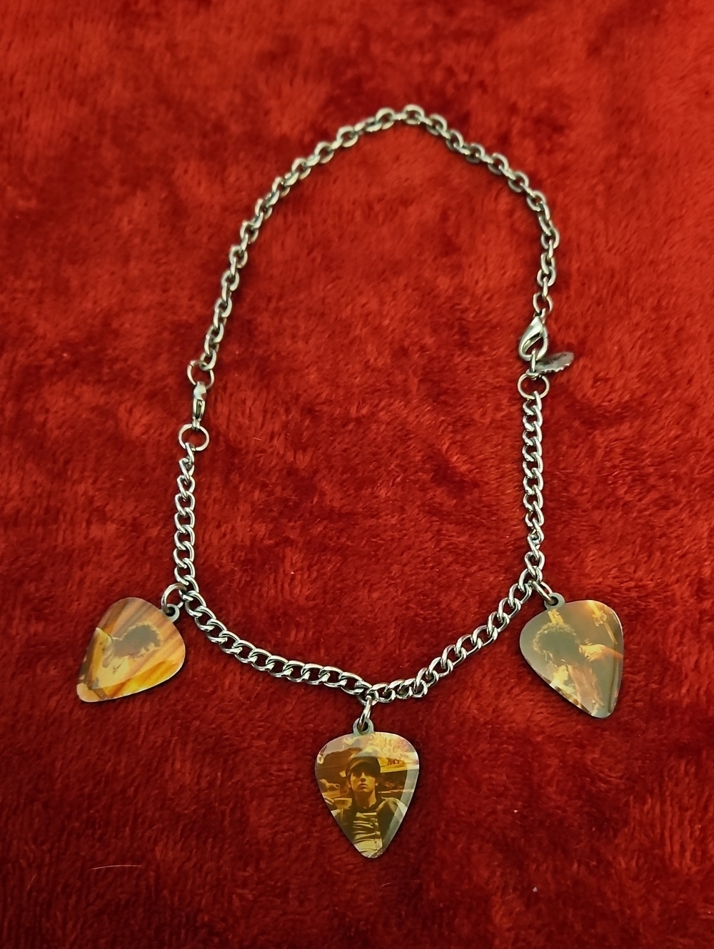 Collectible Silver Tone Jonahs Brothers Guitar Pick Charm Necklace/Bracelet